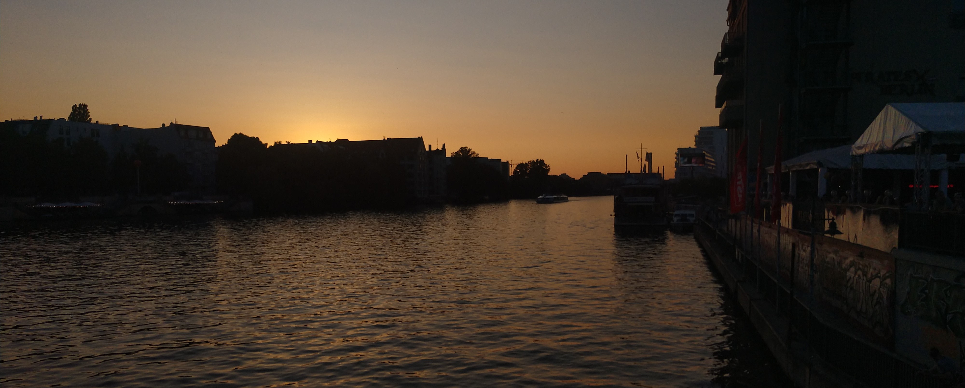 Berlin – Tag 2 – Im Buche des Phönix